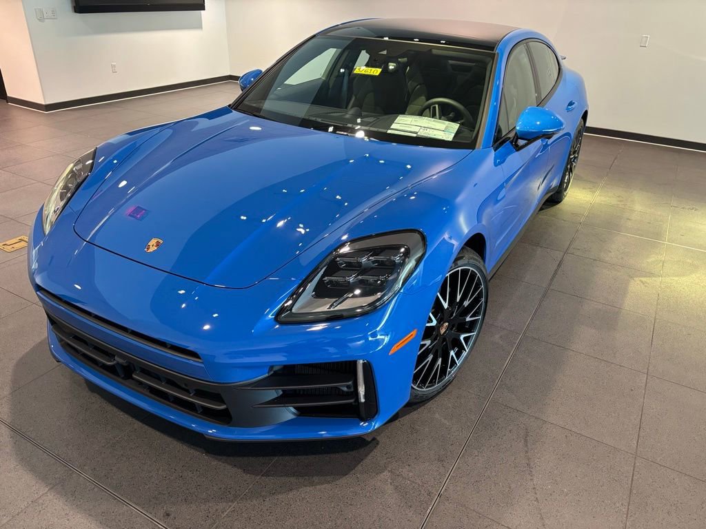 Used 2026 Porsche Panamera image 1