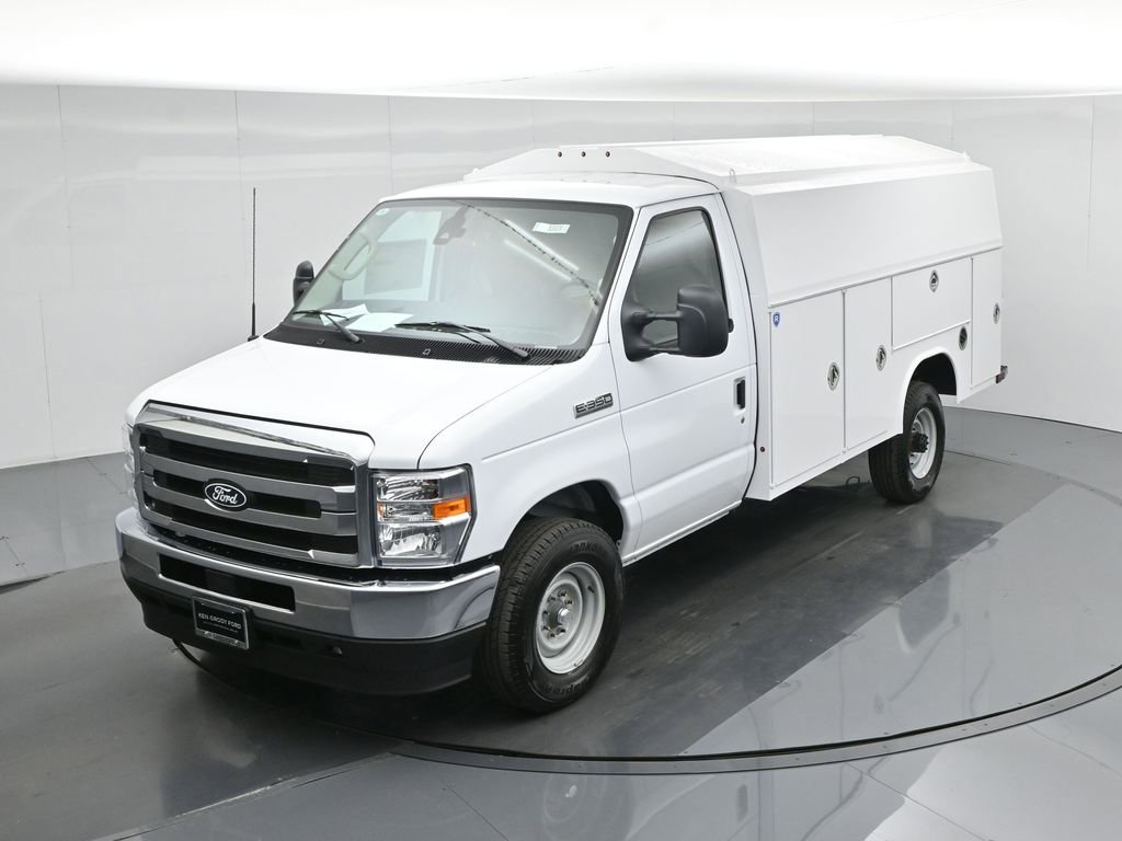 New 2026 Ford E-350 and Econoline 350 Super Duty w/ Power Equipment Group image 40