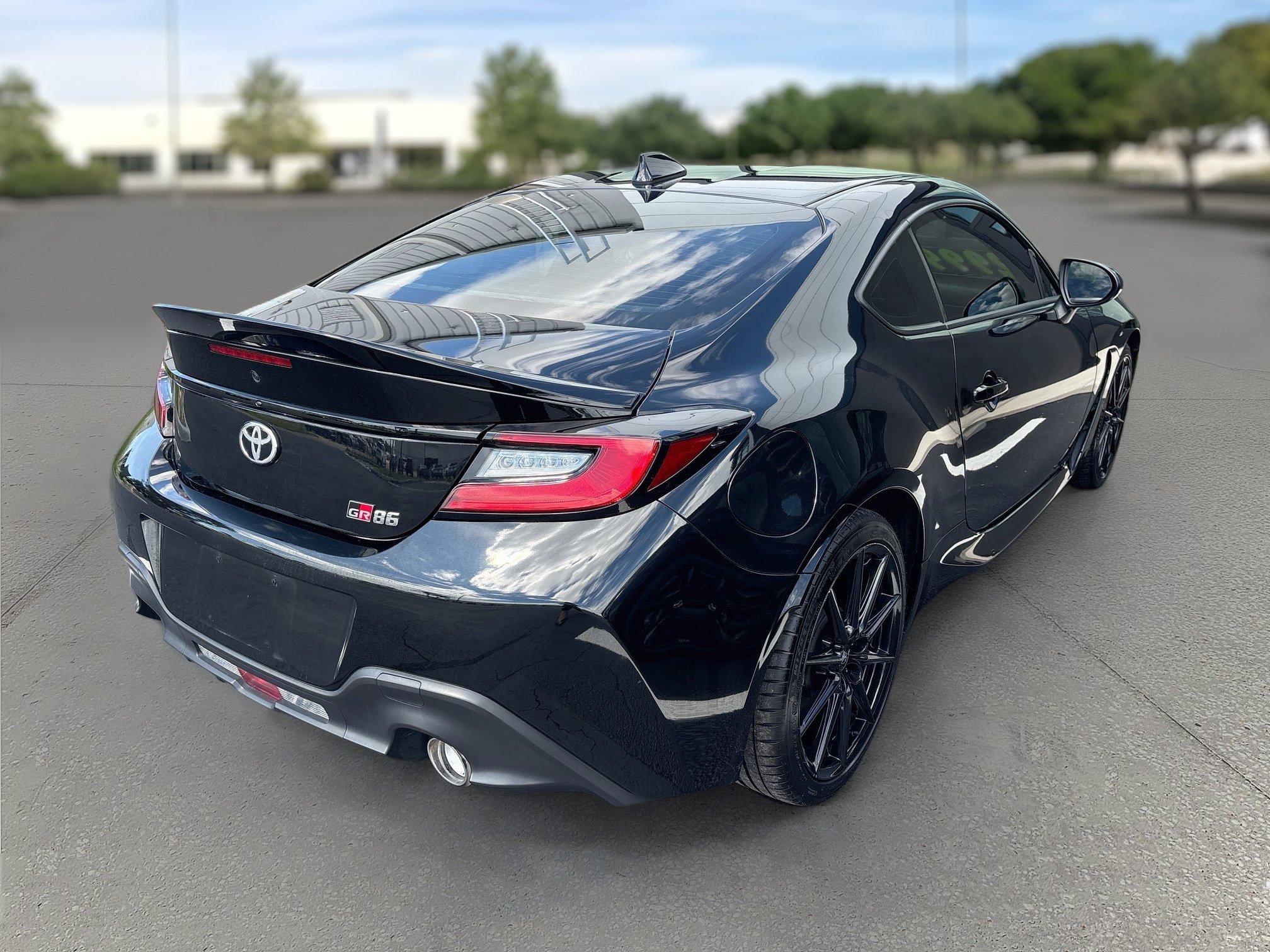 Used 2024 Toyota GR86 Premium RWD image 2