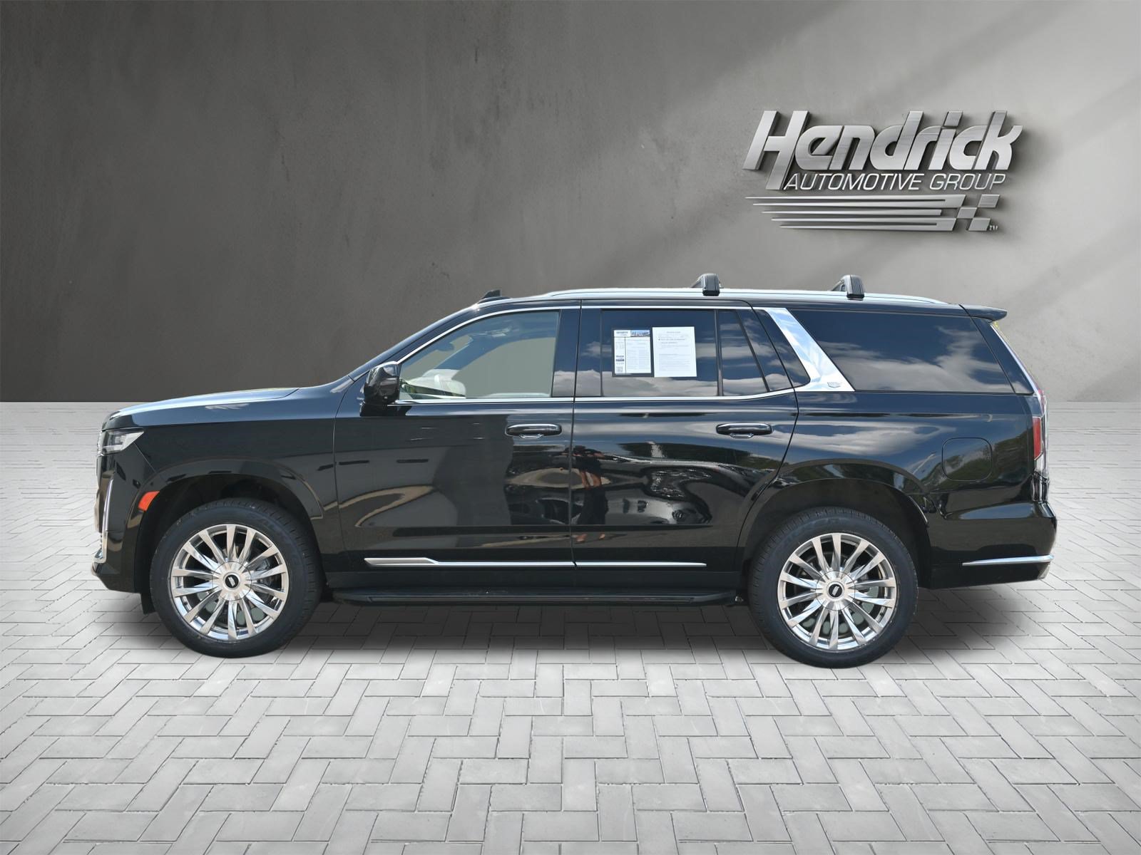 Used 2023 Cadillac Escalade Premium Luxury AWD/4WD image 6