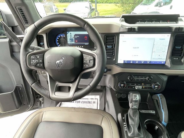Used 2024 Ford Bronco Wildtrak AWD/4WD image 16