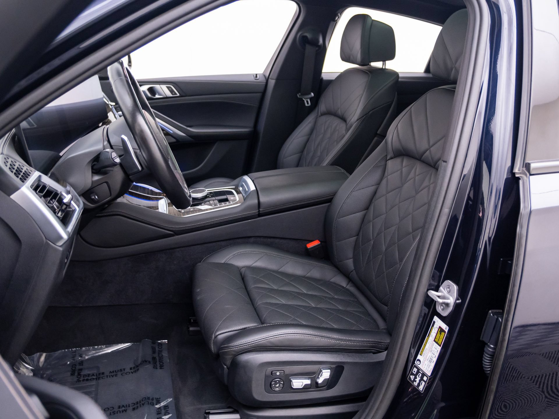 Used 2025 BMW X6 xDrive40i AWD/4WD image 16