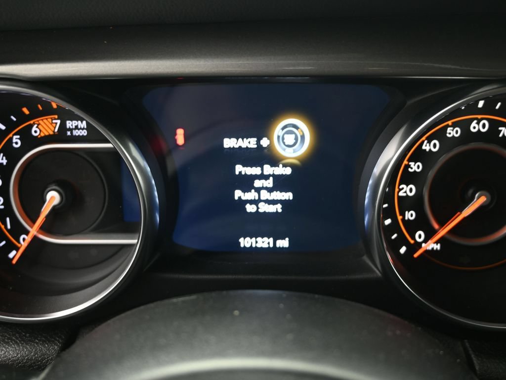 Used 2020 Jeep Wrangler Unlimited Sahara AWD/4WD image 12