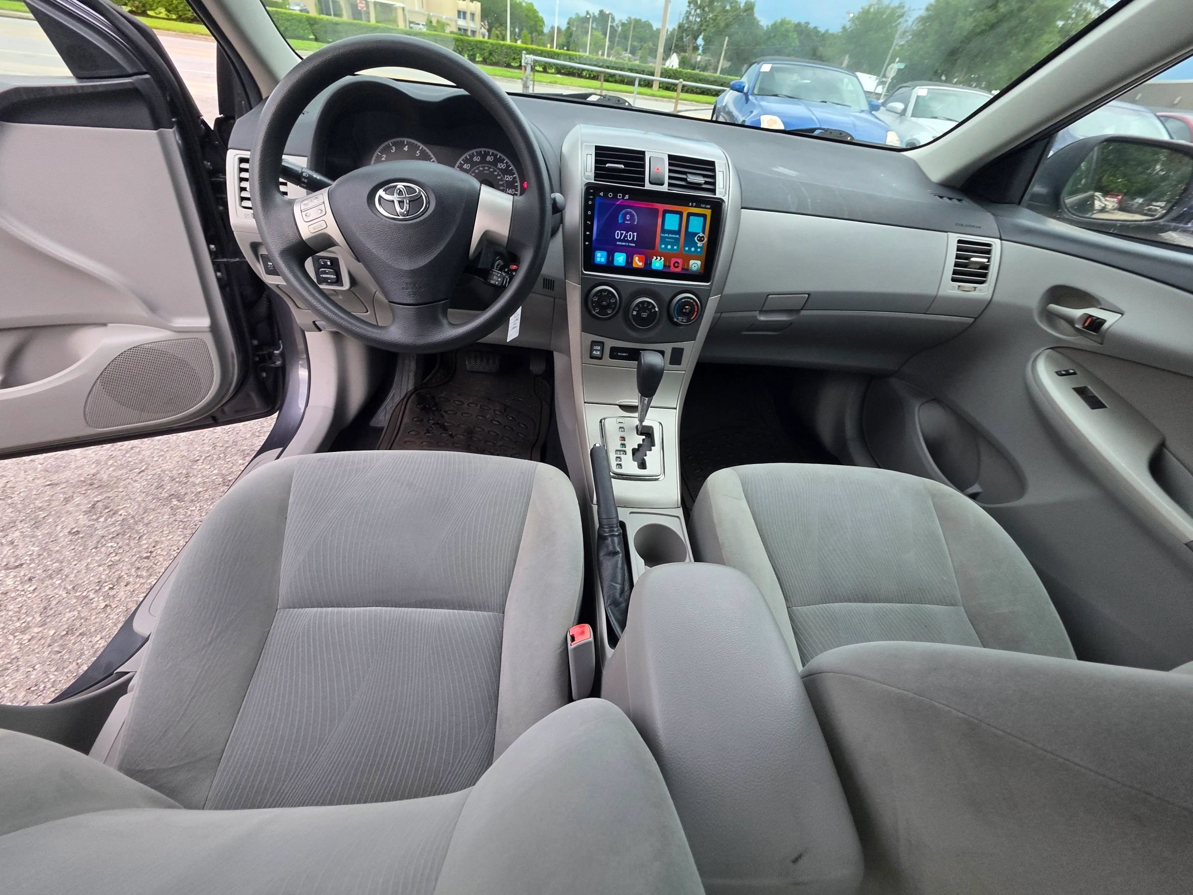 Used 2012 Toyota Corolla LE FWD image 15