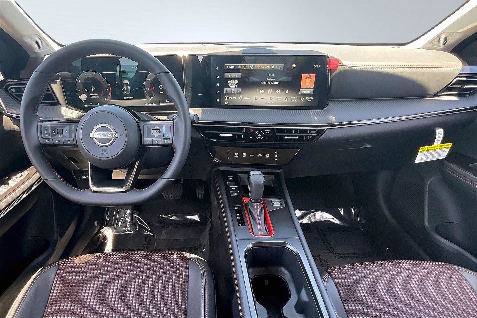 New 2025 Nissan Kicks SR image 6