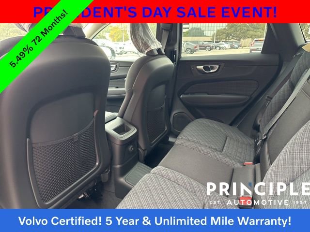 Certified 2025 Volvo XC60 T8 Core image 24