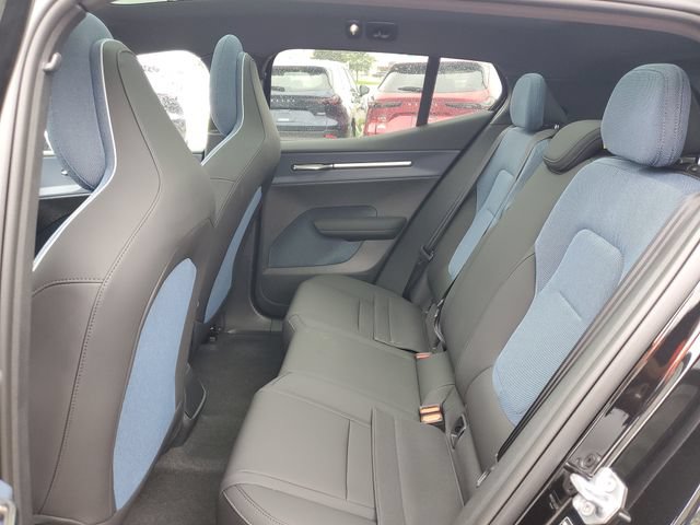 New 2026 Volvo EX30 Ultra w/ Climate Package AWD/4WD image 13