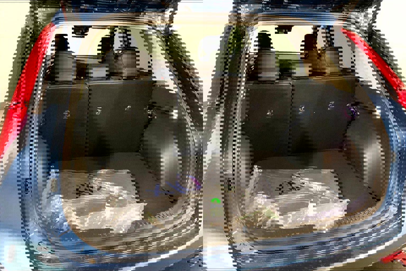 New 2026 Kia Niro SX Touring image 5