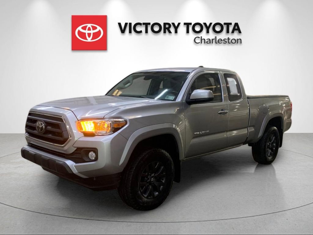 Used 2022 Toyota Tacoma SR5 w/ SR5 Appearance Package (SM)