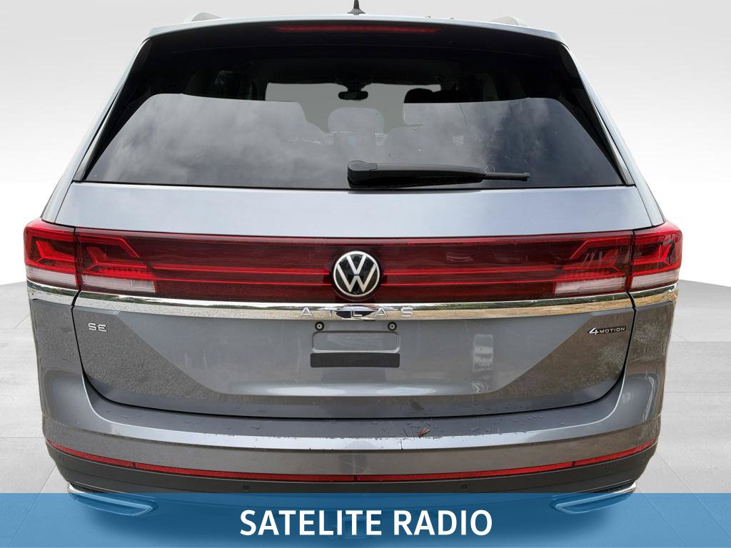 Used 2025 Volkswagen Atlas SE AWD/4WD image 9
