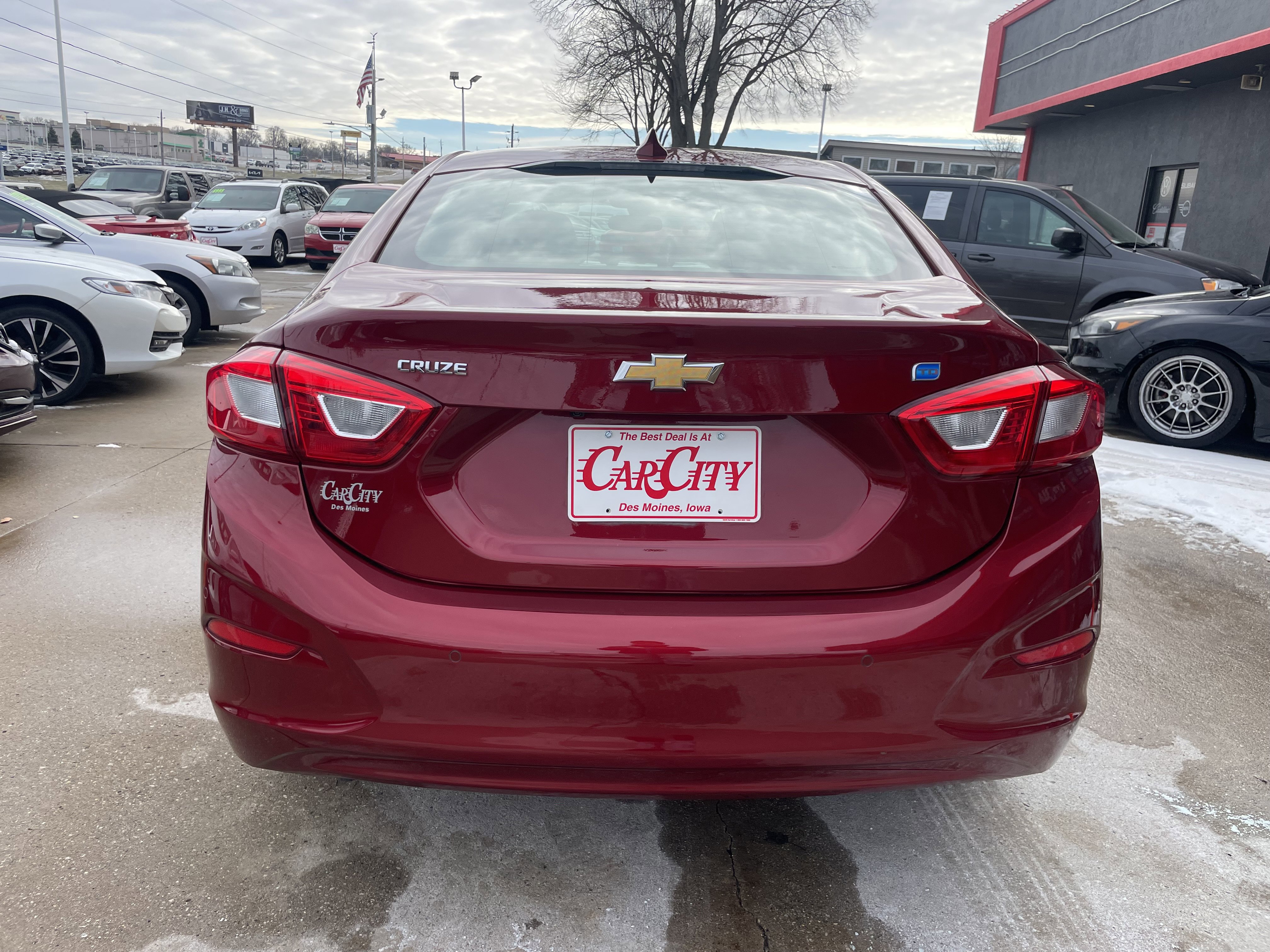 Used 2018 Chevrolet Cruze LT image 4
