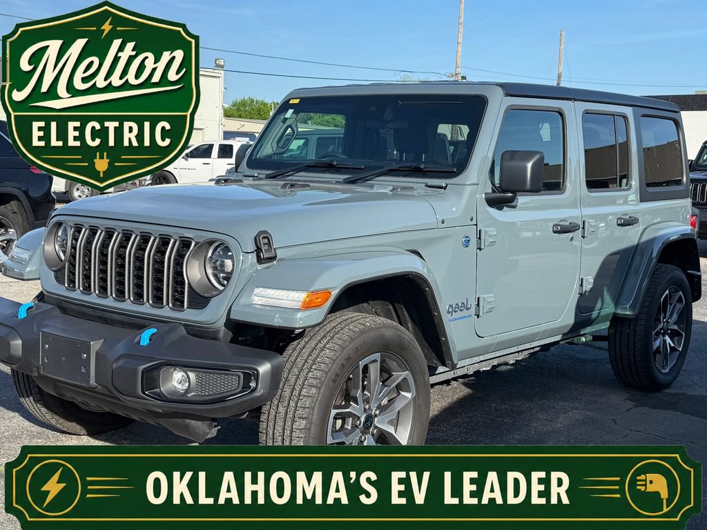 Used 2024 Jeep Wrangler Unlimited w/ Convenience Group AWD/4WD image 1