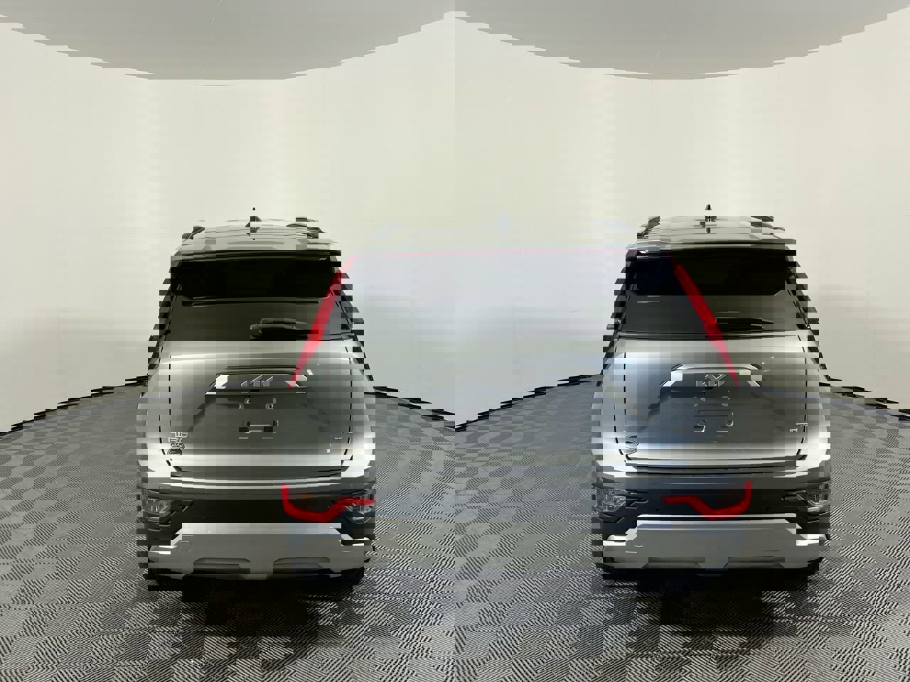 Certified 2023 Kia Niro EX image 4