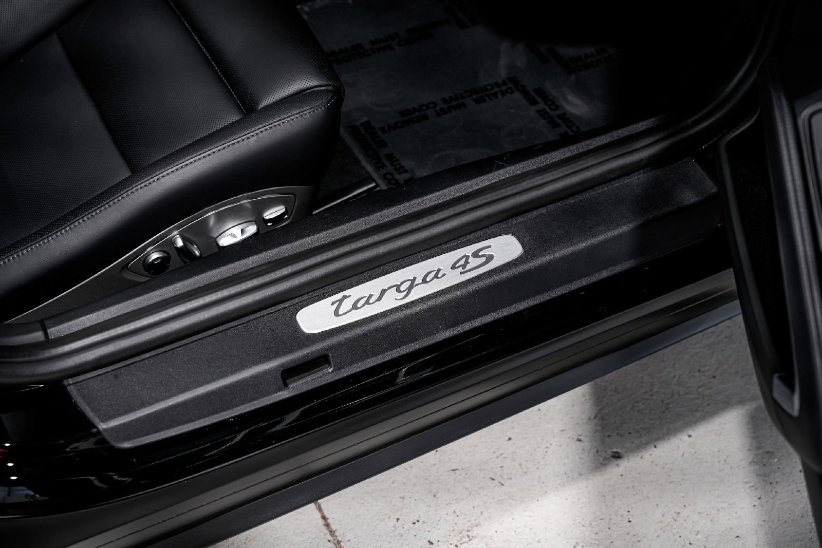 Used 2014 Porsche 911 Targa 4S AWD/4WD image 29