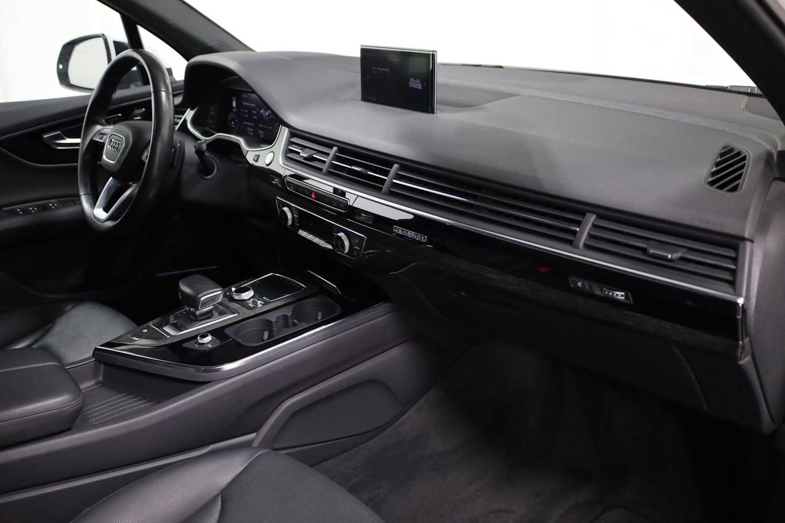 Used 2018 Audi Q7 3.0T Prestige image 6