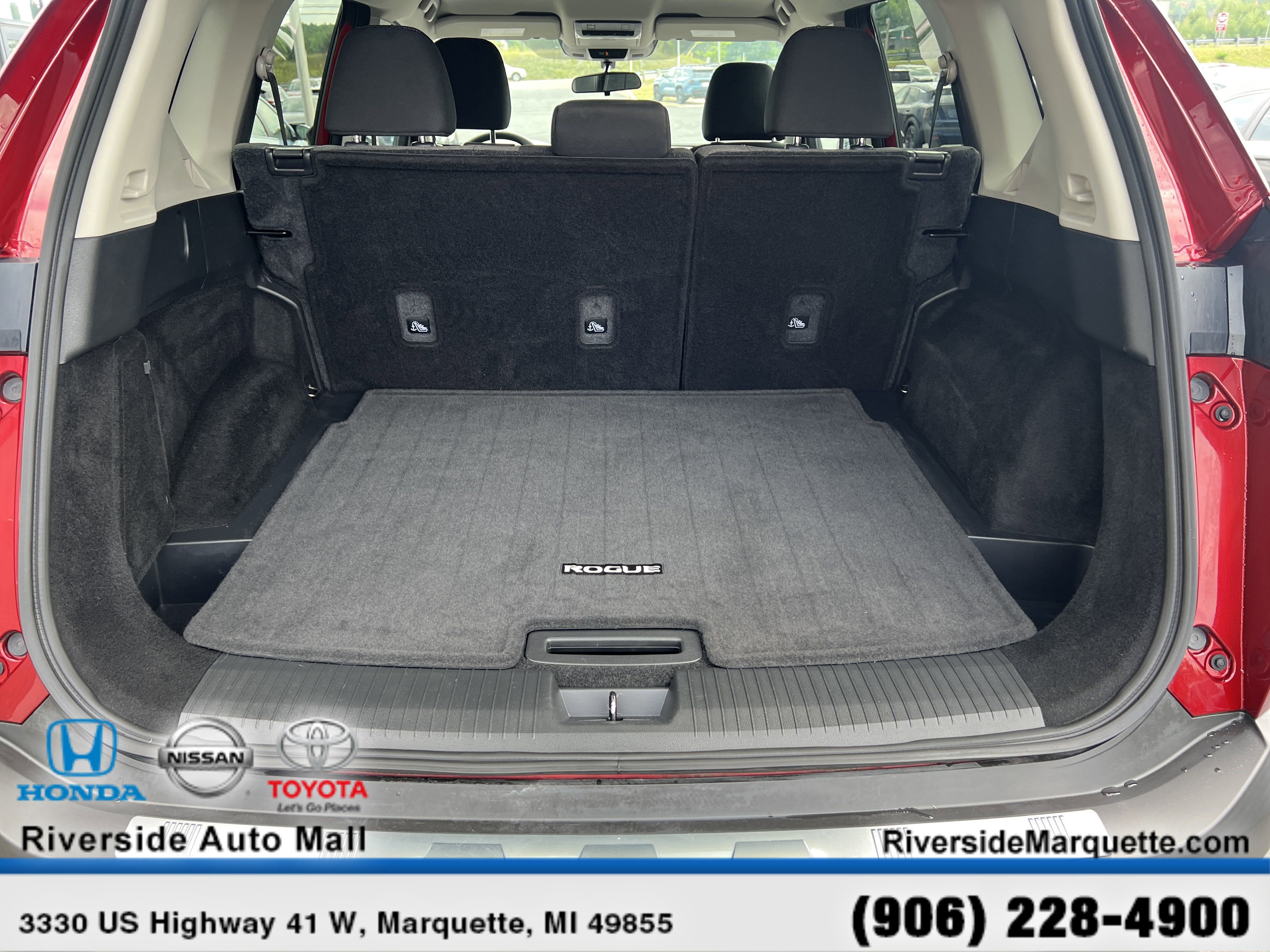 Used 2023 Nissan Rogue SV image 8