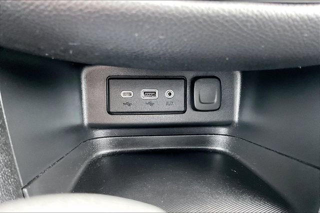 Used 2023 Chevrolet Equinox LT image 24