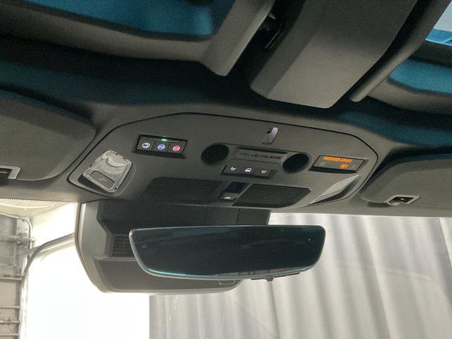 Used 2024 GMC Hummer EV 2X w/ Extreme Off-Road Package image 27