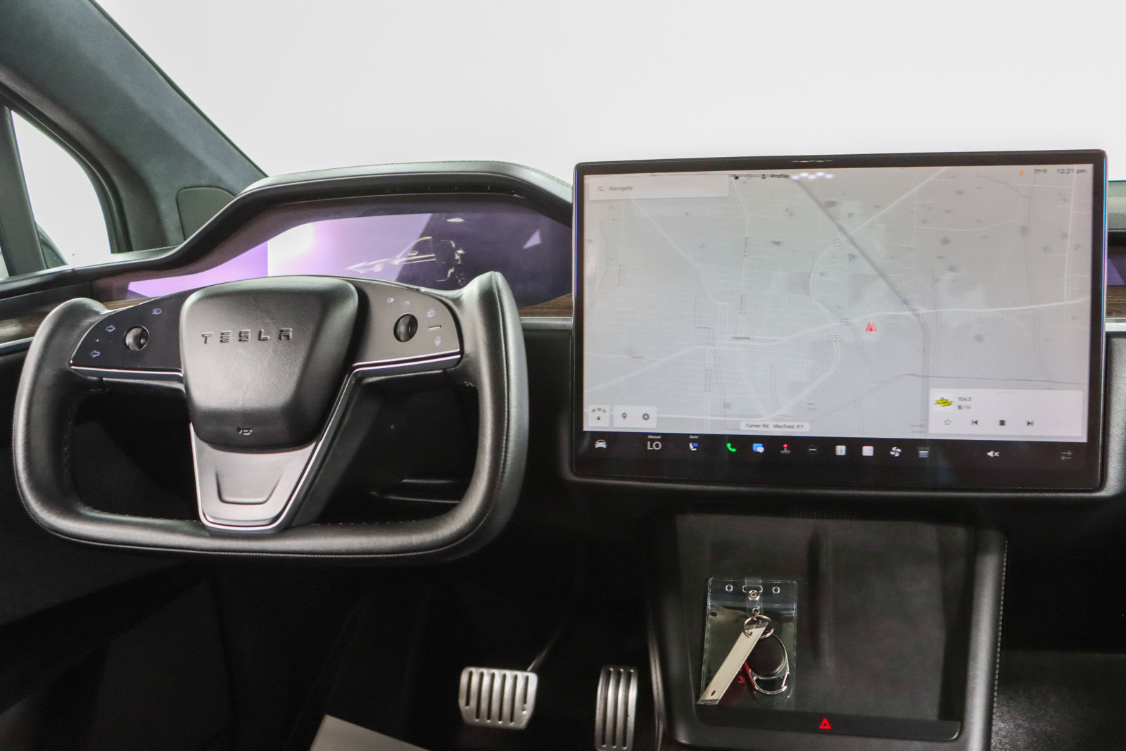 Used 2022 Tesla Model X AWD/4WD image 17
