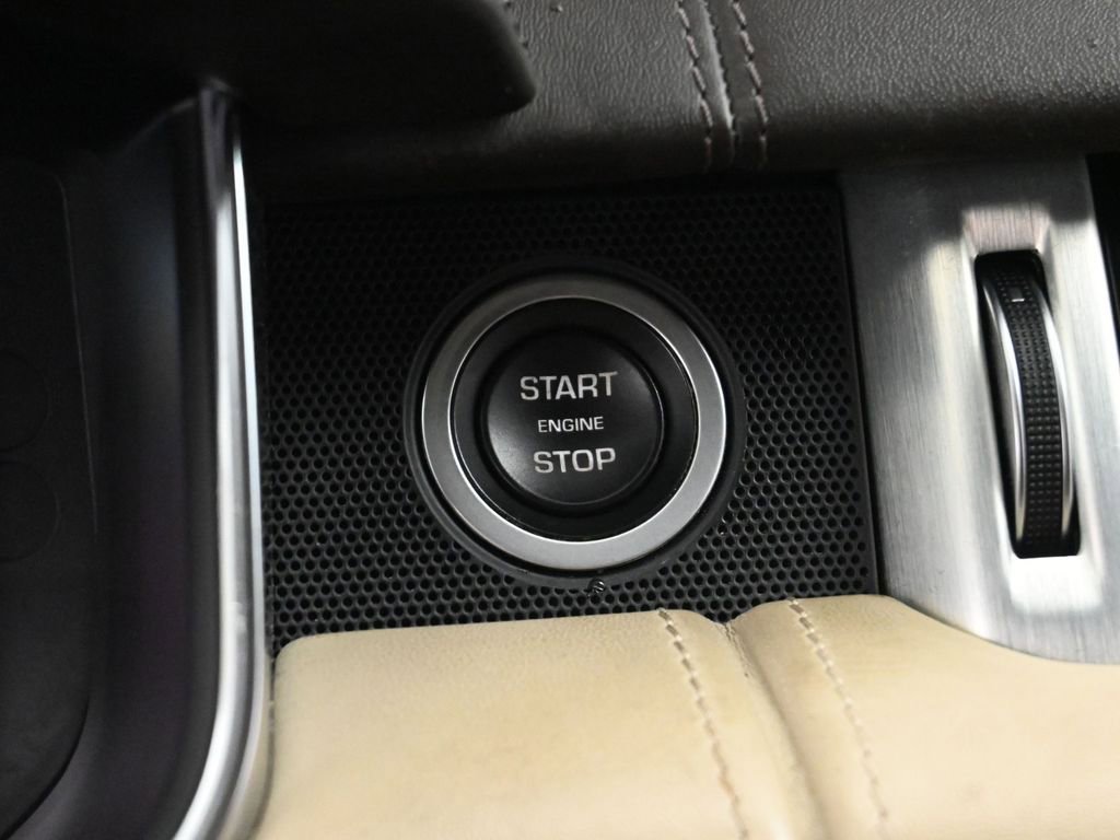 Used 2019 Land Rover Range Rover Long Wheelbase Autobiography image 44