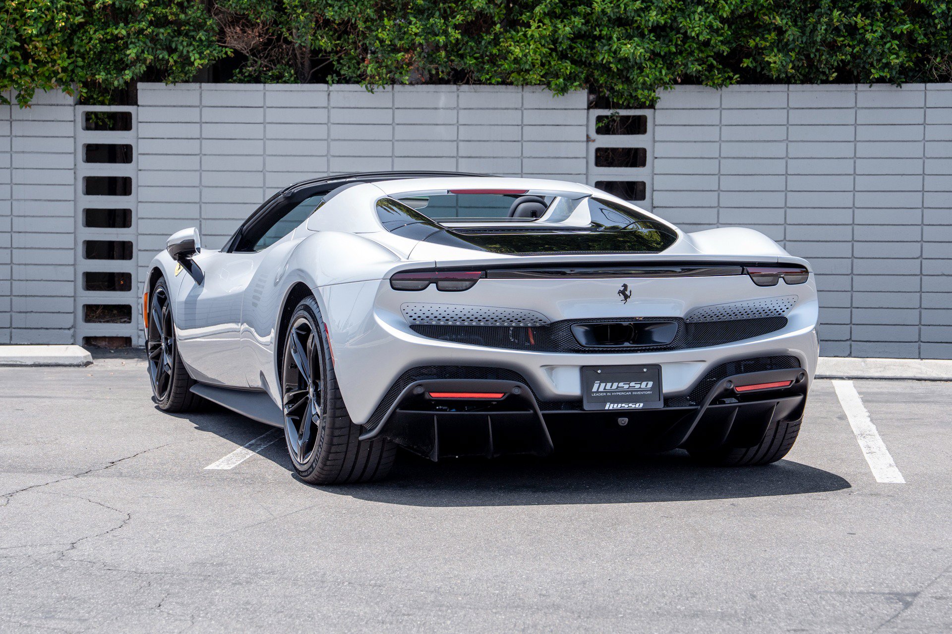 Used 2024 Ferrari 296 GTS image 43
