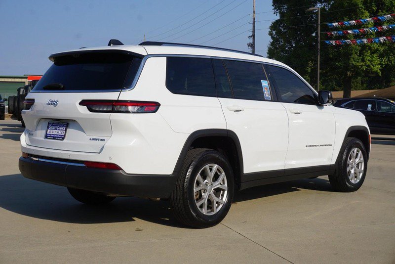 Used 2023 Jeep Grand Cherokee L Limited w/ Luxury Tech Group II AWD/4WD image 3