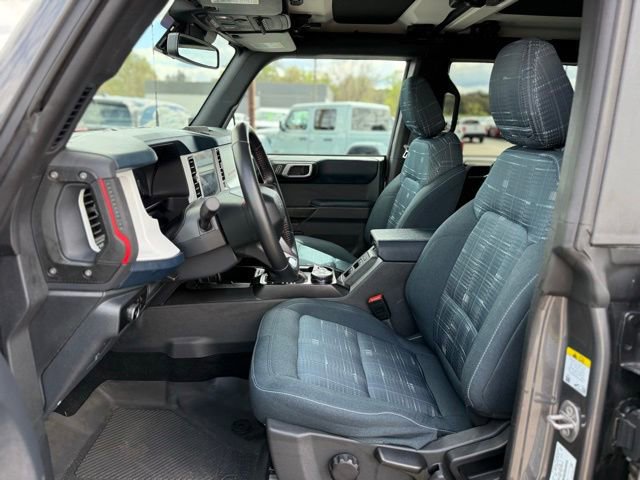 Used 2025 Ford Bronco Heritage Edition AWD/4WD image 11