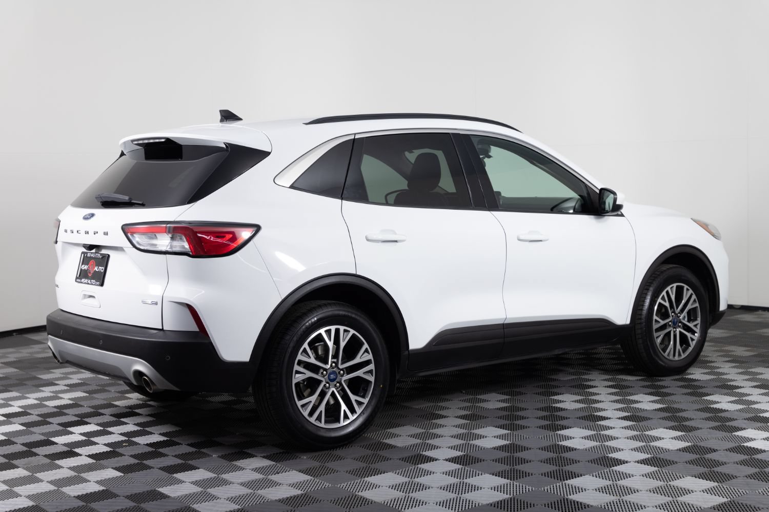 Used 2020 Ford Escape SEL AWD/4WD image 8
