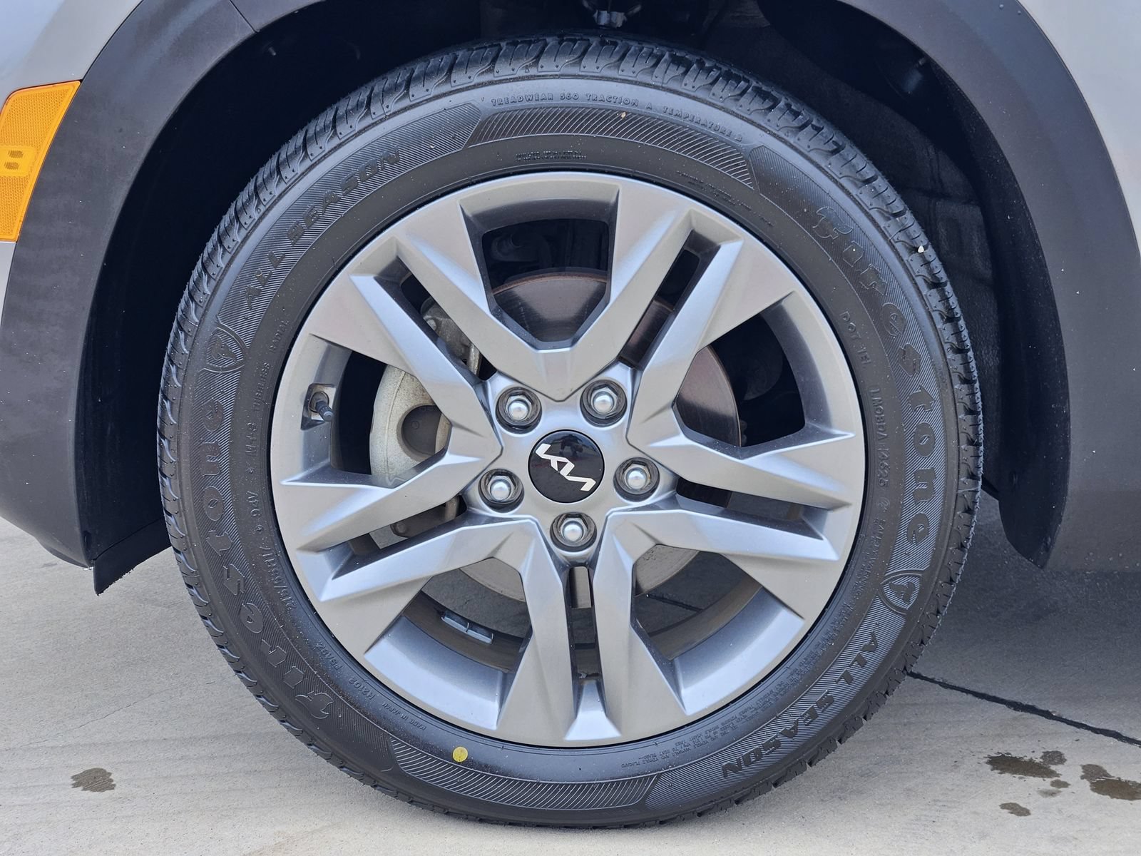 Used 2022 Kia Seltos S FWD image 12
