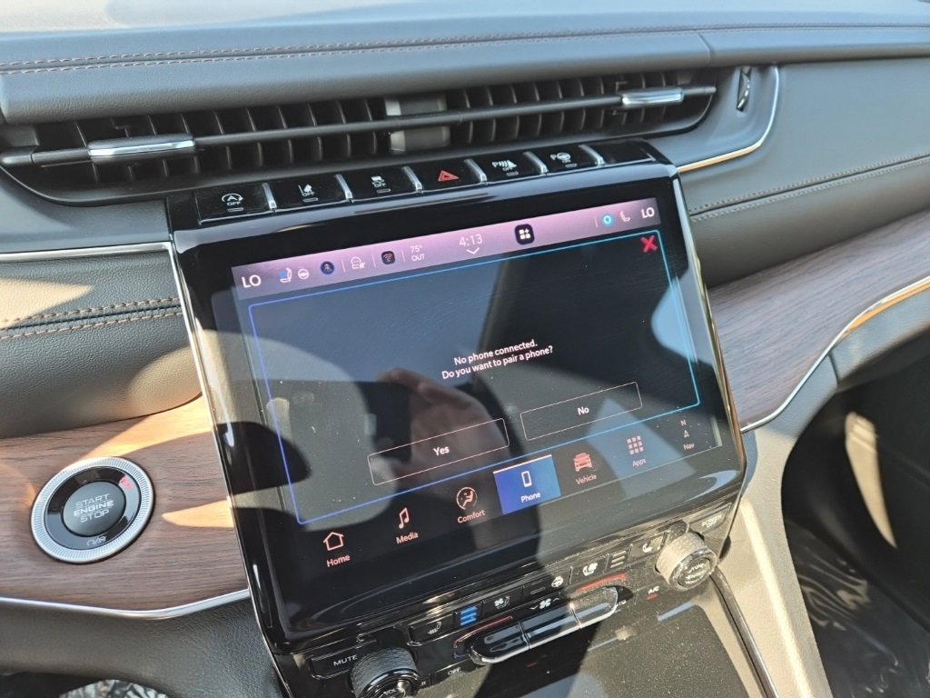 New 2025 Jeep Grand Cherokee L Summit image 46