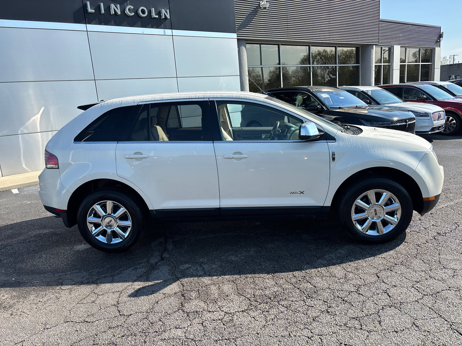Used 2008 Lincoln MKX 2WD image 8