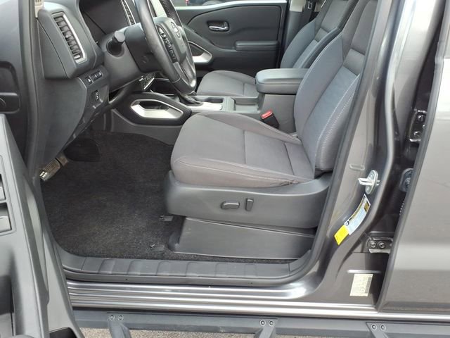 Used 2022 Nissan Frontier SV image 16