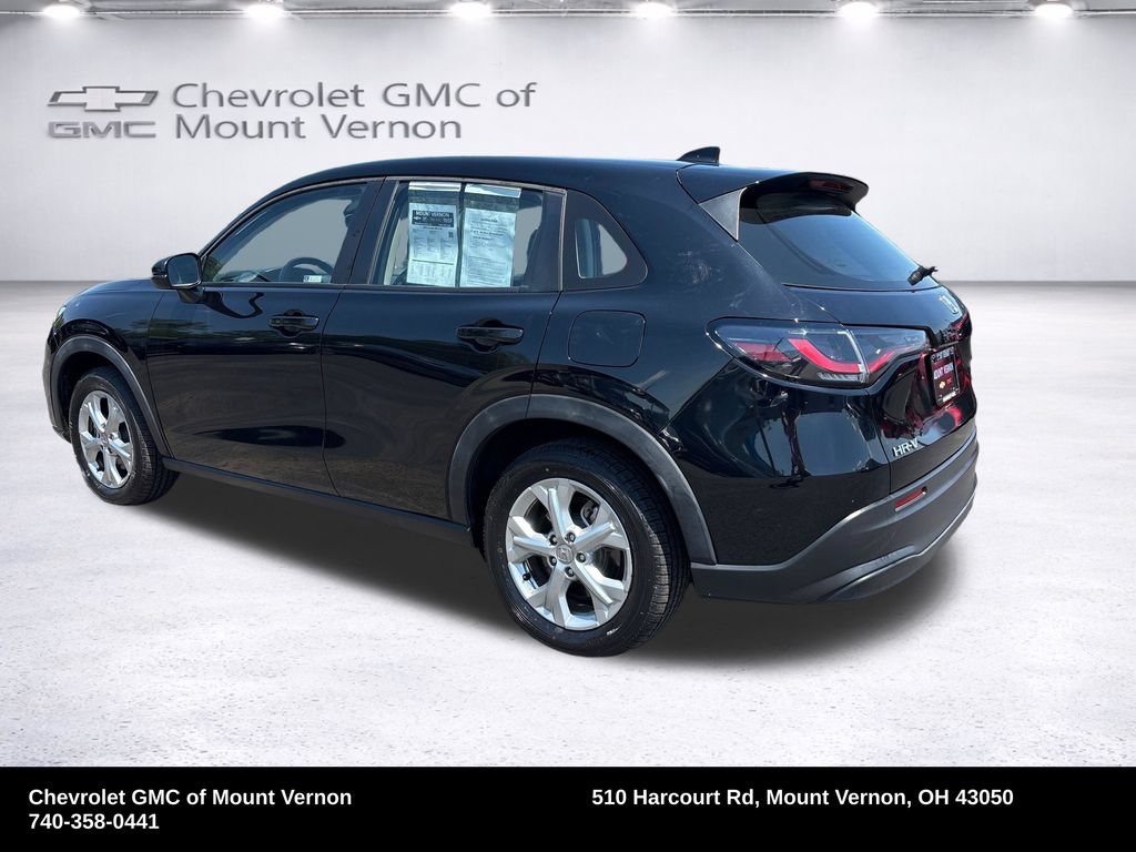 Used 2023 Honda HR-V LX image 3