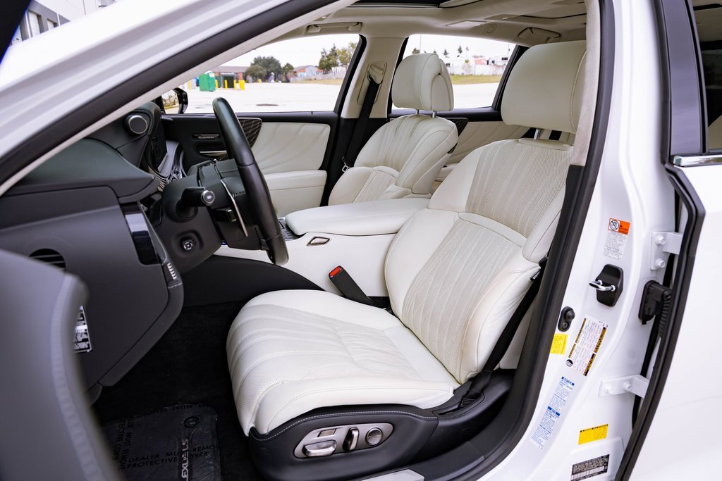 Used 2021 Lexus LS 500 AWD image 21