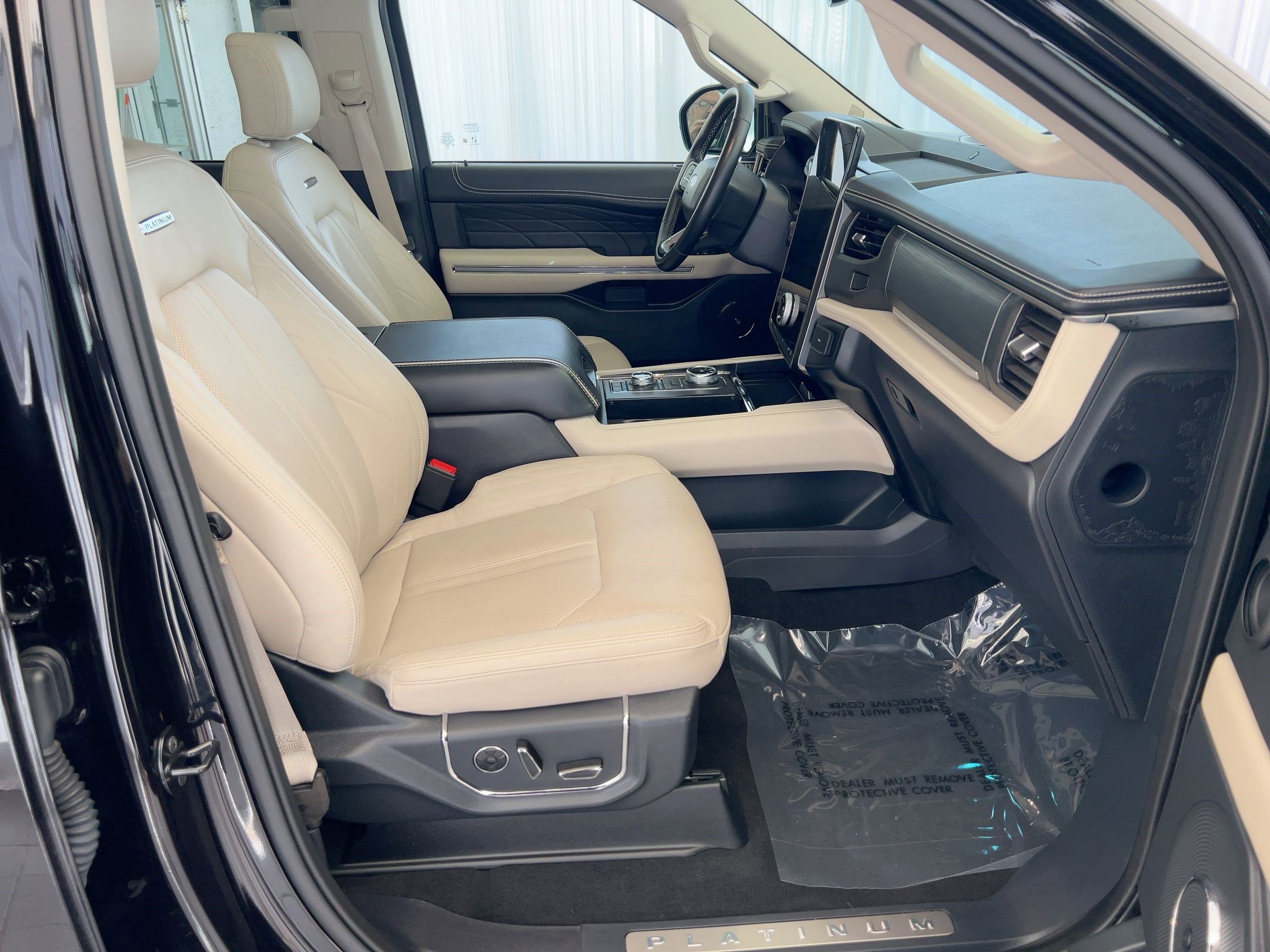 Used 2024 Ford Expedition Max Platinum image 33