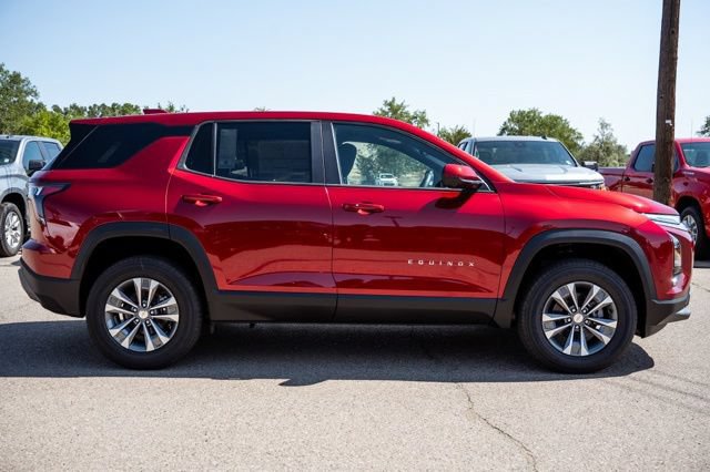 New 2027 Chevrolet Equinox LT w/ Safety and Technology Package FWD image 4