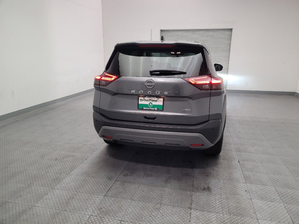 Used 2023 Nissan Rogue S AWD/4WD image 7
