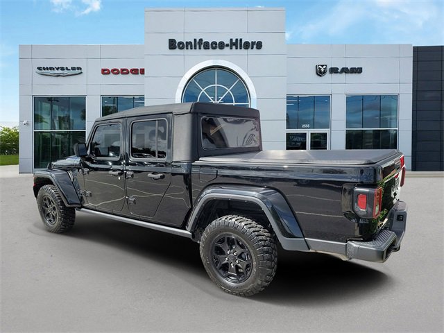 Used 2023 Jeep Gladiator Sport image 3
