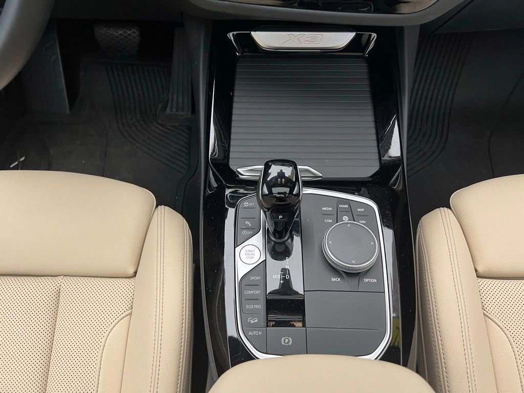 Certified 2024 BMW X3 xDrive30i w/ Premium Package w/ZPA image 11