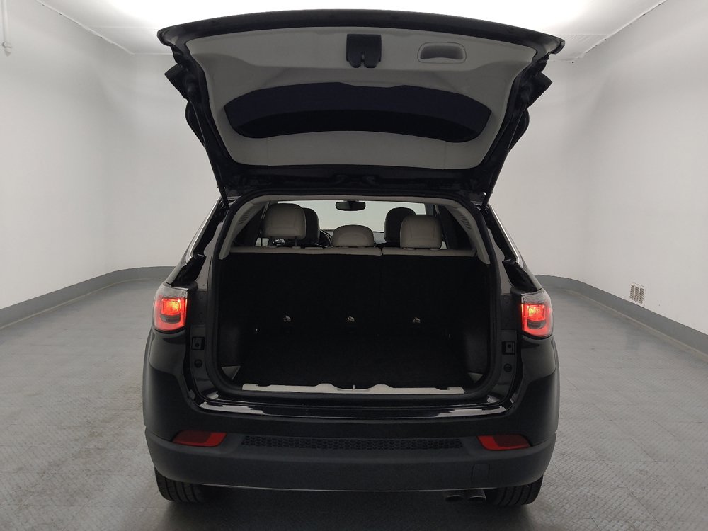 Used 2019 Jeep Compass Limited AWD/4WD image 29