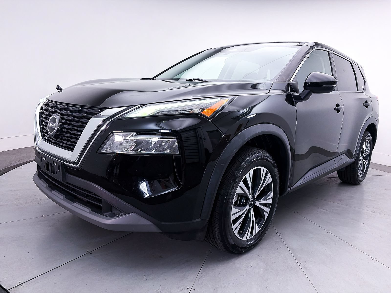 Used 2022 Nissan Rogue SV FWD image 12