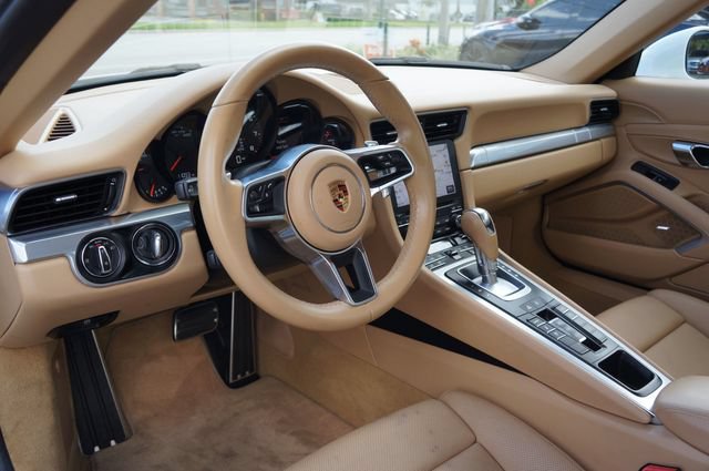 Used 2017 Porsche 911 Carrera image 19