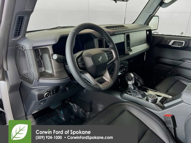 New 2026 Ford Bronco Badlands w/ Sasquatch Package AWD/4WD image 3