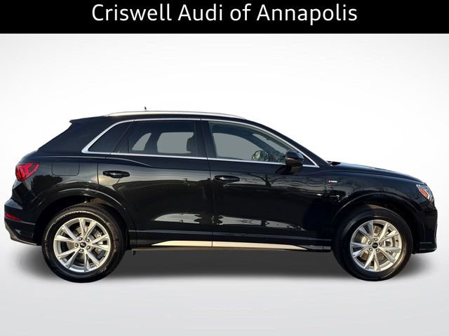 Used 2025 Audi Q3 2.0T Premium w/ Convenience Package image 7