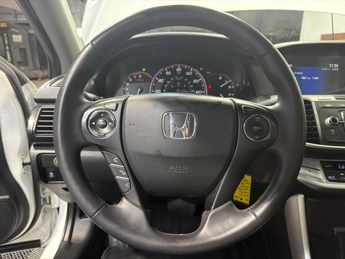 Used 2015 Honda Accord Sport image 18