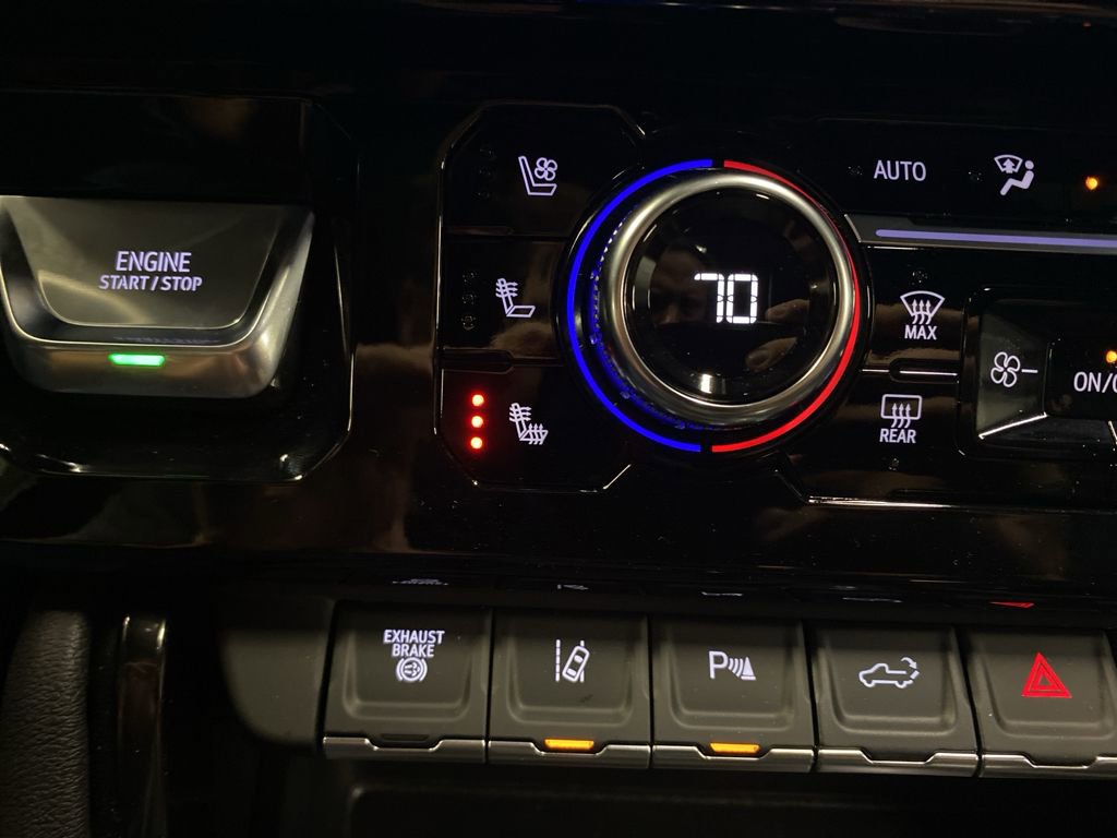 New 2025 GMC Sierra 3500 AT4 w/ AT4 Premium Plus Package image 30