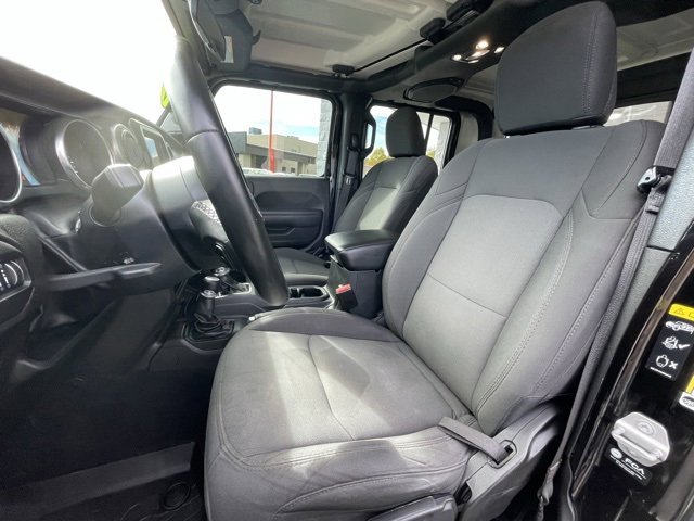 Used 2022 Jeep Gladiator Sport image 11