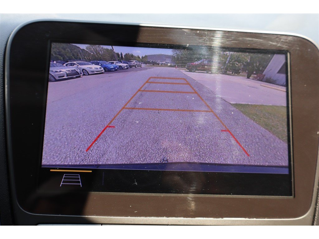 Used 2020 Chevrolet Equinox Premier FWD image 42
