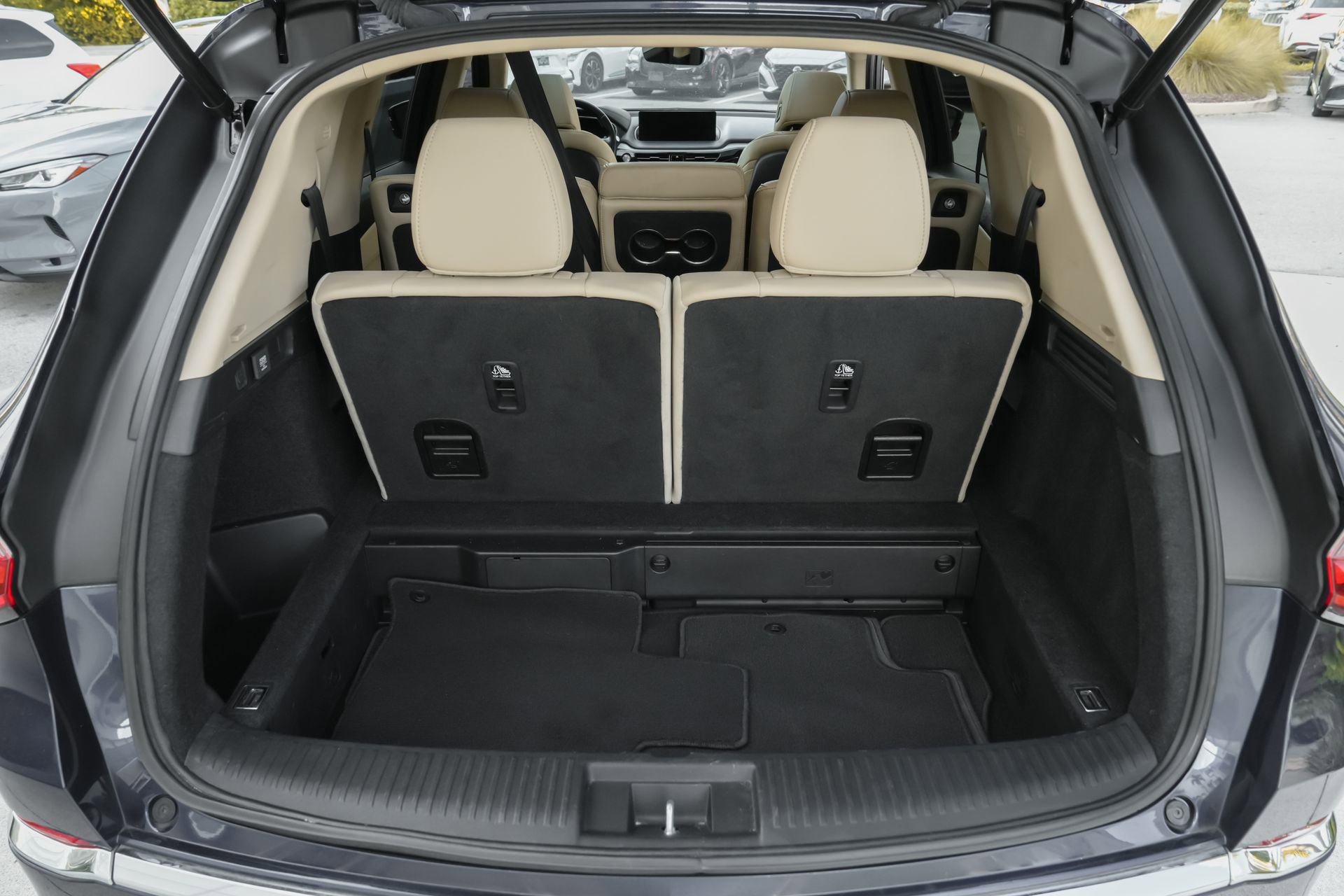 Used 2022 Acura MDX FWD image 43