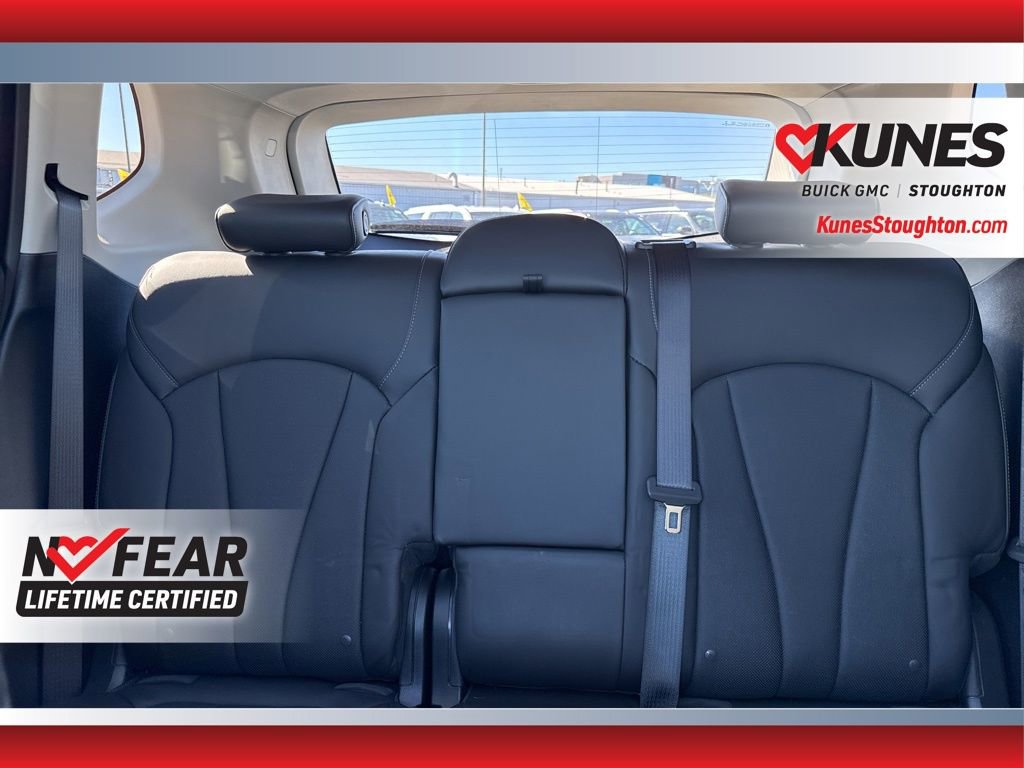 Used 2020 Buick Envision Essence w/ Experience Buick Package image 37